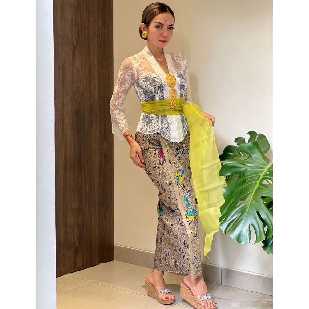 KODE M4N Kamen Katun Colet Kombinasi TANPA selendang by Djuwita Kebaya