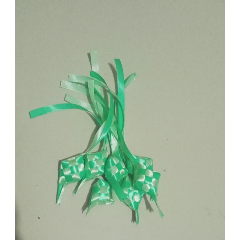 

Ketupat Pita Lebaran
