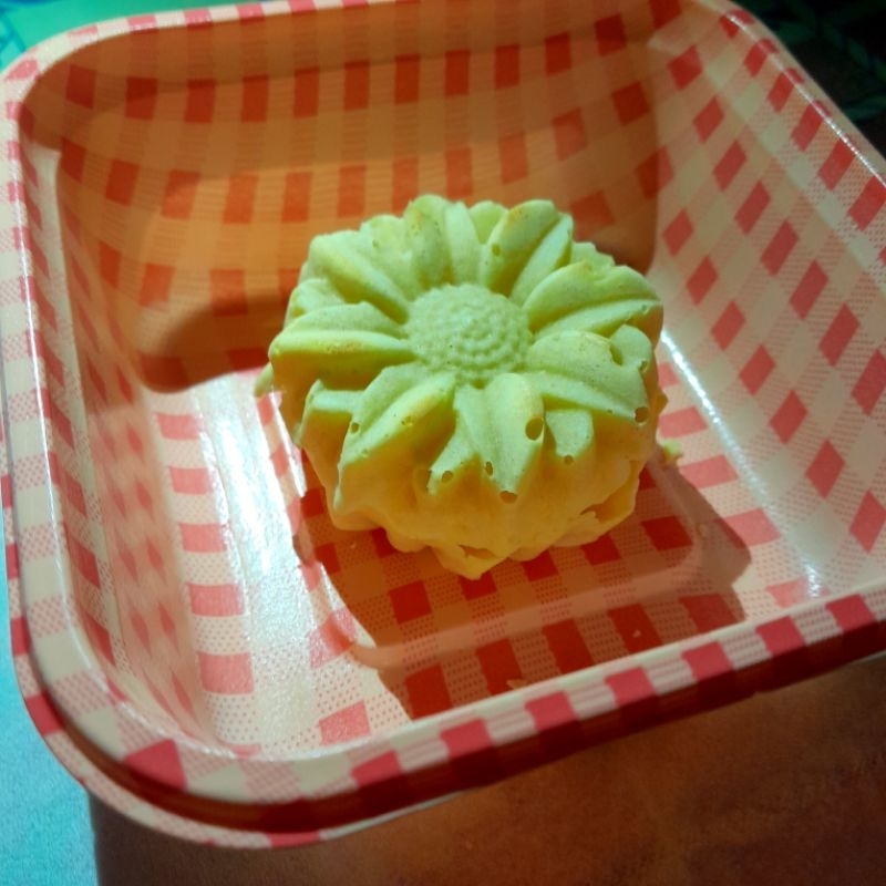 

candy monaka (honey monaka)