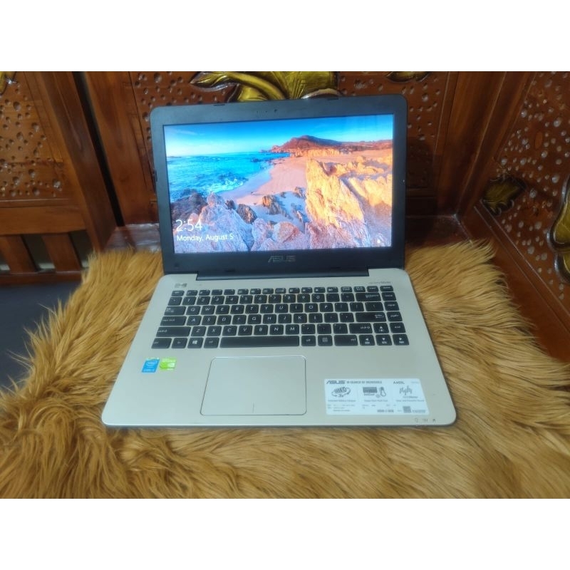 Laptop Asus X455L Ram 8gb SSD 128gb core I5 gen5 Double VGA siap pakai