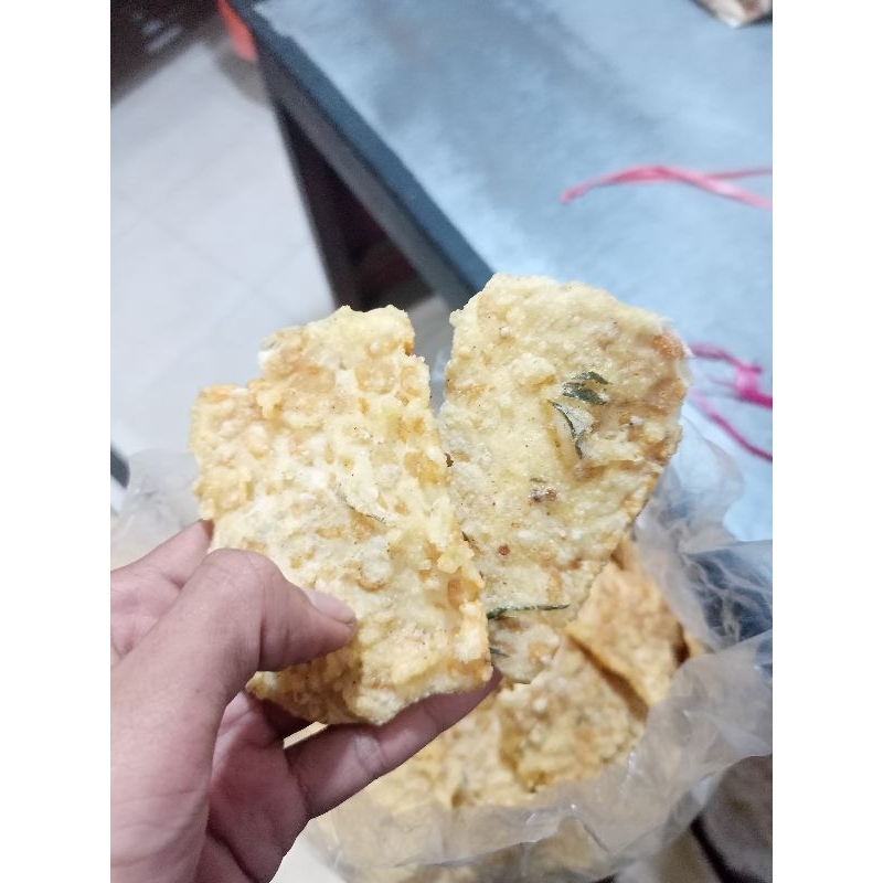 

keripik tempe daun jeruk khas trenggalek kiloan versi mini
