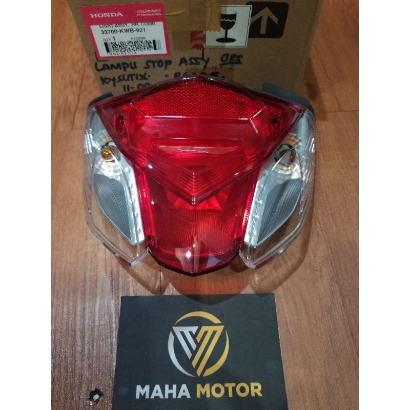 lampu belakang blade lama, kode 33700KWB921