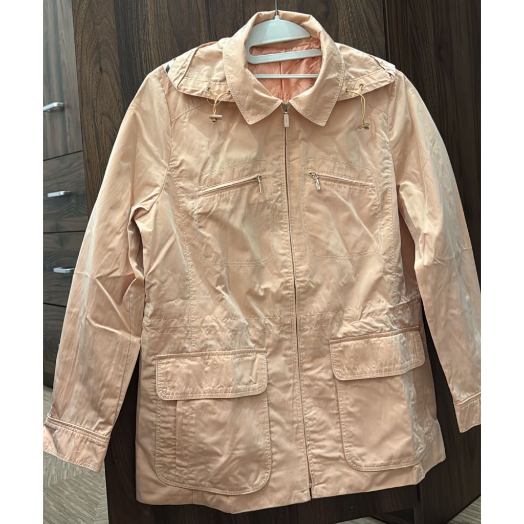 PRELOVED DAKS WIND BREAKER / JAKET ANTI ANGIN PINK MUDA / OUTERWEAR MUSIM DINGIN