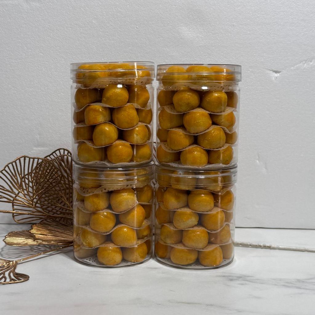 

Cocota Nastar Premium kemasan praktis Kue Kering isi 35 butir, berat 350 gram