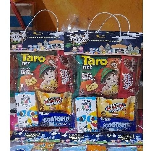 

paket parcel besar sudah termasuk jajanan