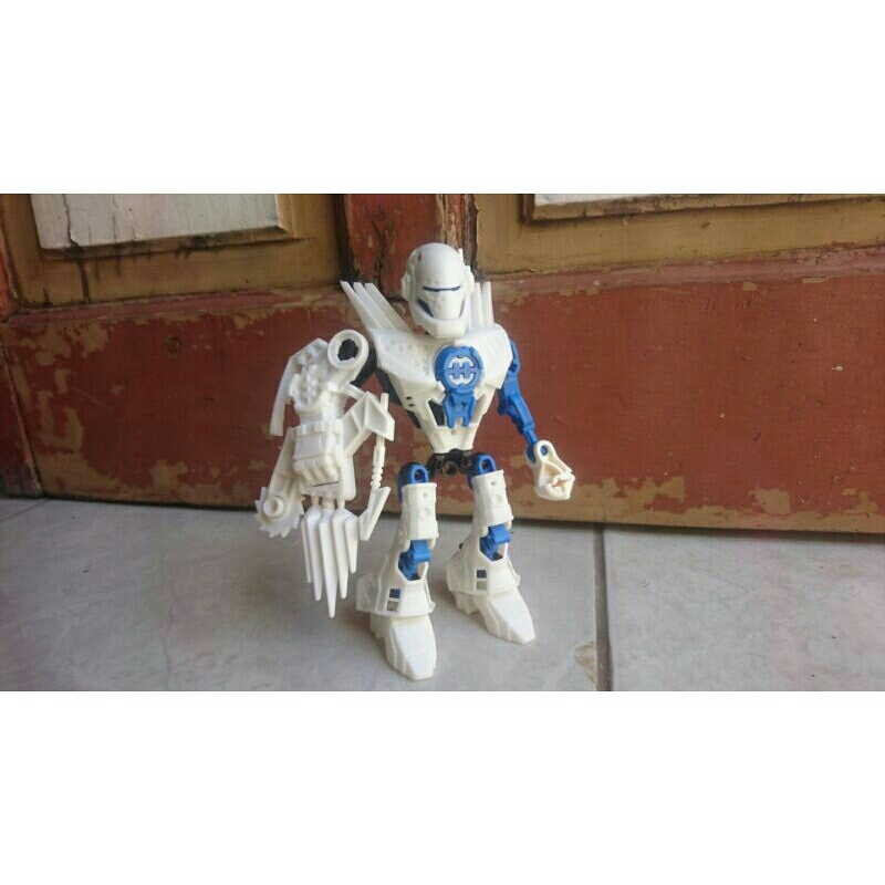 Mainan Robot Action Figure Earth Warrior The War For The Space Assassin Hero Factory Preston Stormer