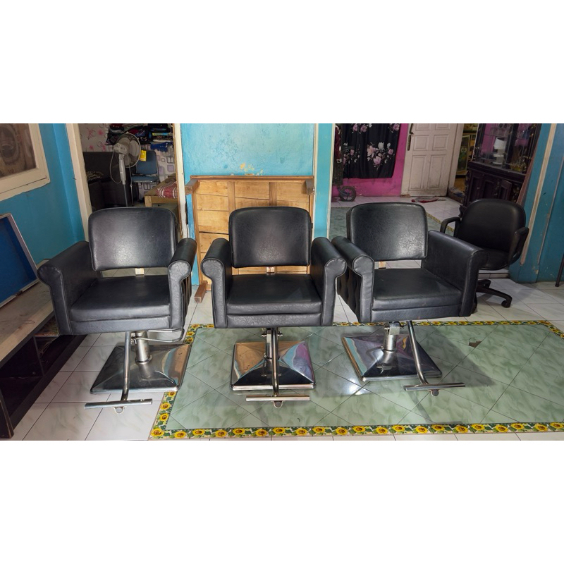 PRELOVED | KURSI SALON HIDROLIK INFORMA | 3PCS