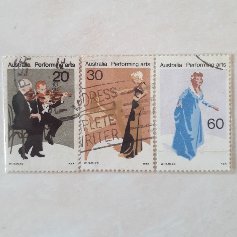 

(A) Perangko Australia Performing Arts Tahun 1977 set 3pcs