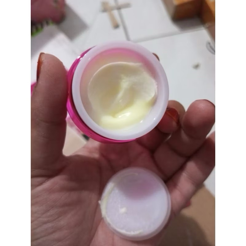 Krim Malam Pelembab Wajah