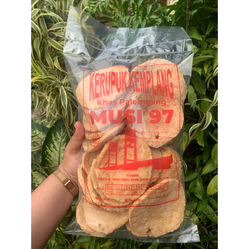 

Kemplang Kulit Palembang 285gr
