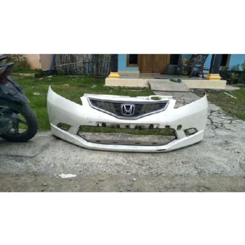 bemper depan Honda jazz RS tahun 2010
