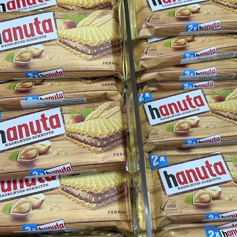 

Hanuta Kacang Cokelat Haseelnuisschitte isi 2 (44gr)
