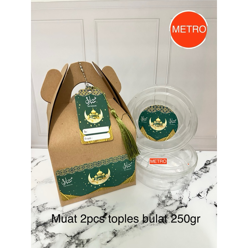 

GABLE BOX LEBARAN MUAT 2pcs TOPLES 250gr/ BOX HAMPERS LEBARAN/ DUS KUE KERING LEBARAN