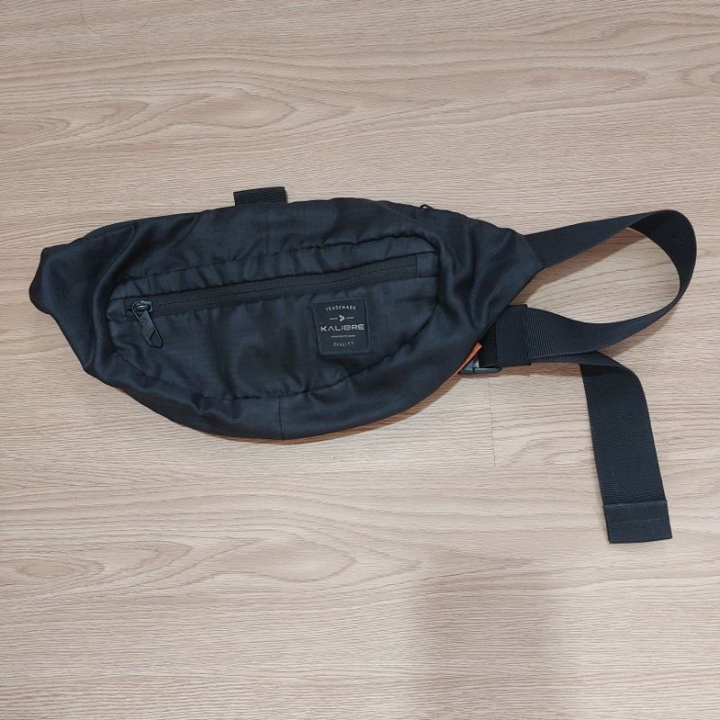 kalibre waistbag preloved