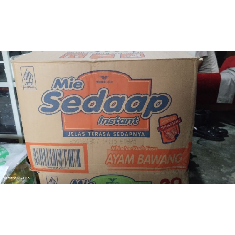 

Mie Sedaap Ayam Bawang Mie Instant 1Dus 40Pcs