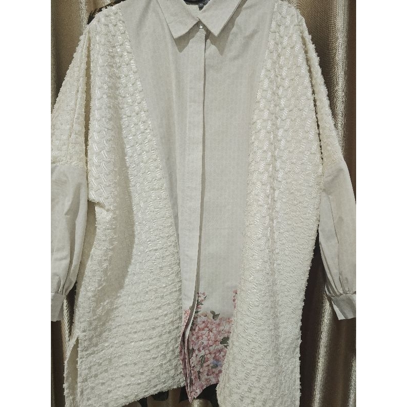 BENANG JARUM PRELOVED ECHANTIA BATWING SHIRT