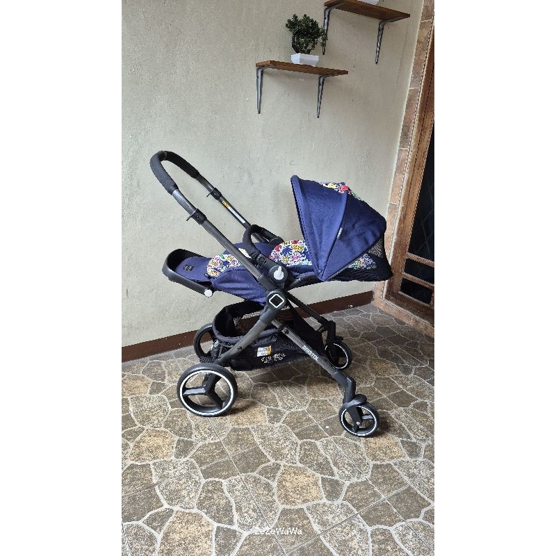 PRELOVED STROLLER COCOLATTE BRISTOL X KEITH HARING