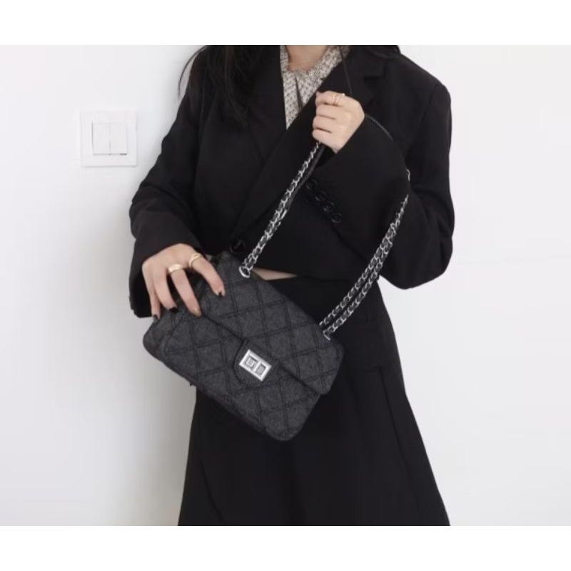 PRELOVED Yuzu denim quilted bag