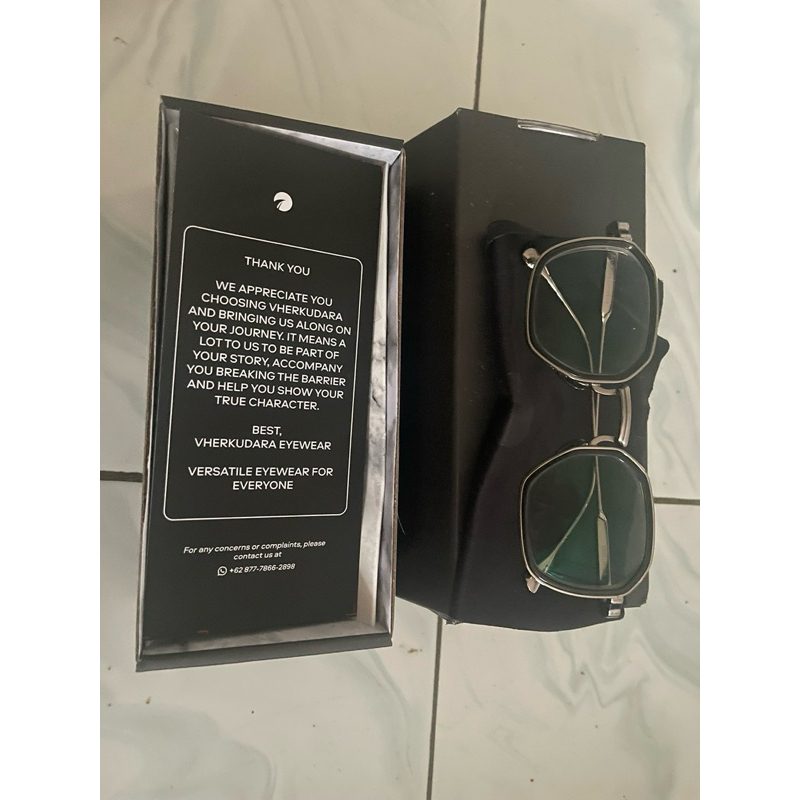 Vherkudara Krhas set frame dan lensa minus bluechromic