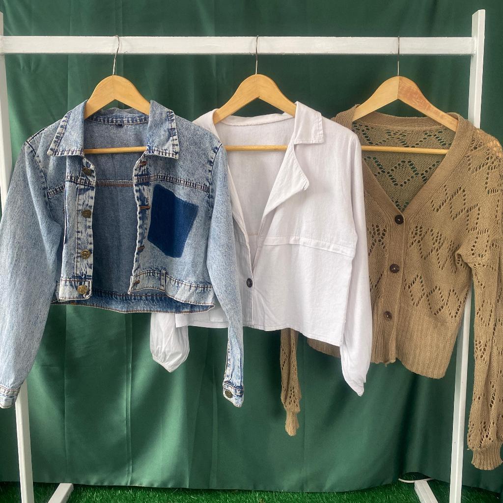 Jaket wanita ~ jaket crop, jaket hoodie, jaket wanita kekinian, jaket rompi, jaket rajut