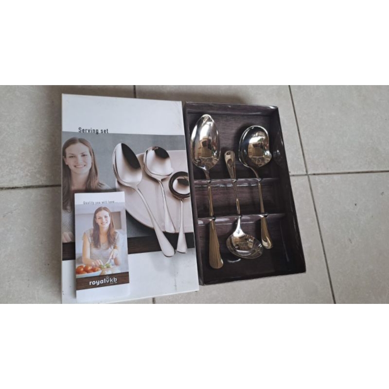 Serving Set Royal Vkb