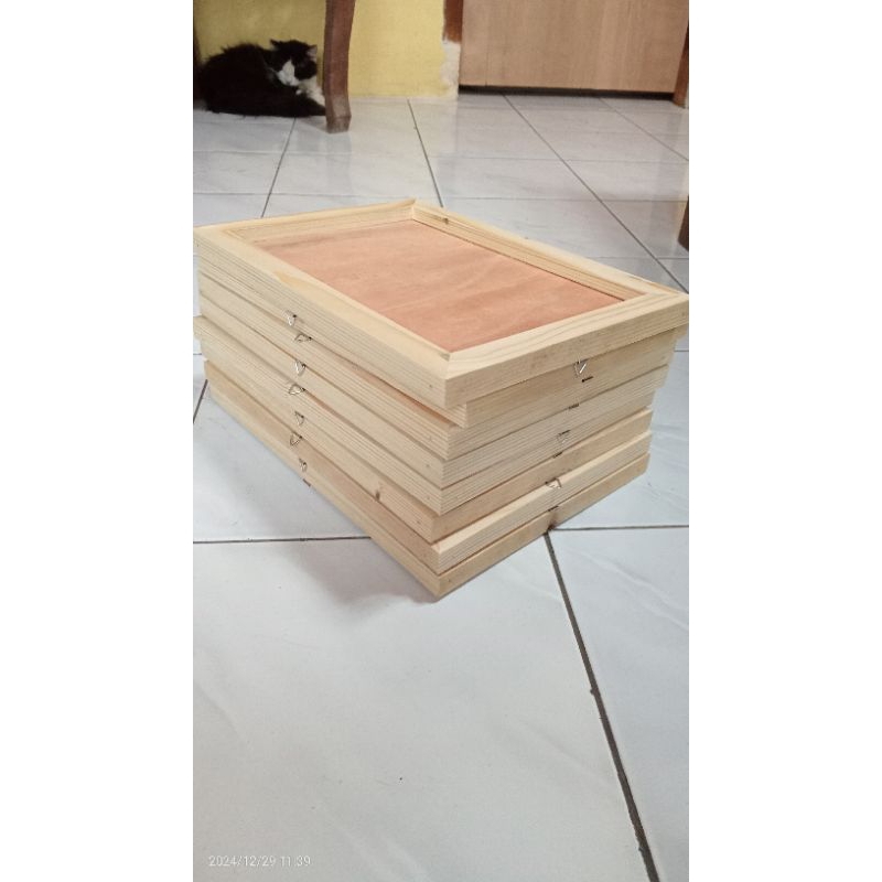 PIGURA KAYU/FRAME KAYU/FRAME FOTO KAYU/PIGURA FOTO KAYU