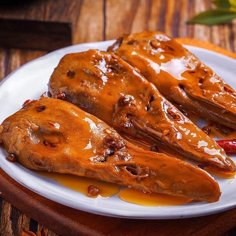 

Kepala Bebek Pedas 2 Pcs / Kepala Bebek Pindang / Kepala Bebek Mala 五香麻辣卤鸭头 手工现卤