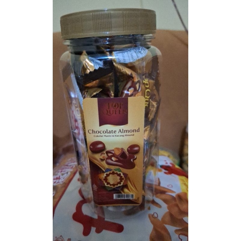 

coklat + kacang almond pertoples