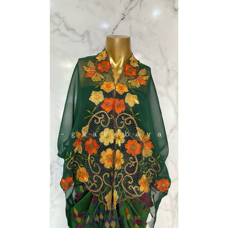 KEBAYA BORDIR KUPU’HIJAU/ KAIN KEBAYA /KEBAYA BALI