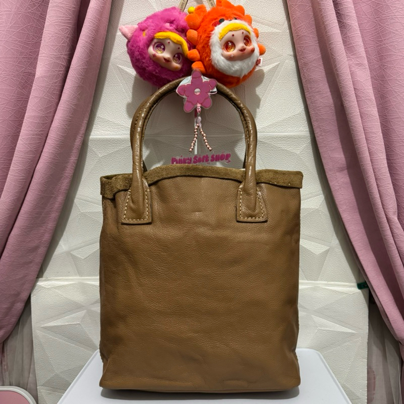 tas tote bag kulit asli super tebal. tas tote bag serut preloved