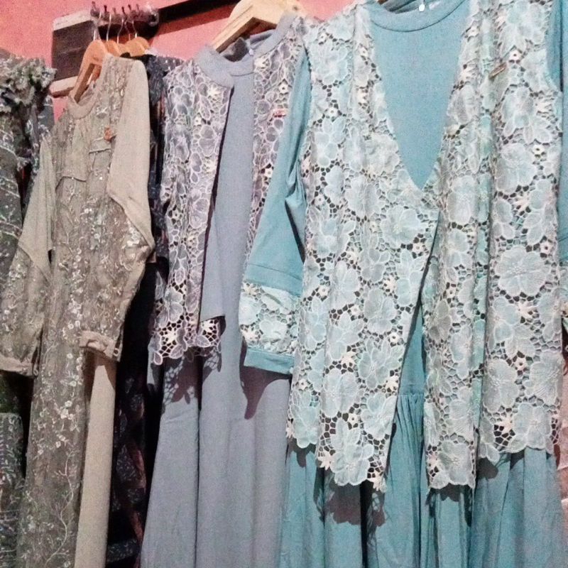 Maryam dan Mukena Cantik