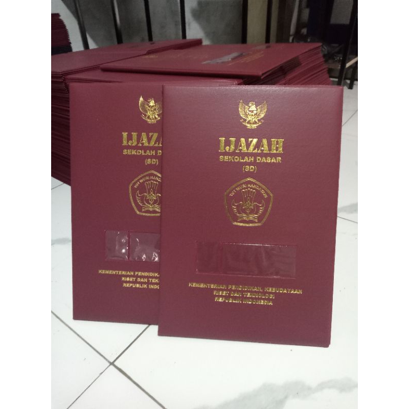 

Cover Ijazah SD || Sampul Ijazah Sekolah Dasar. Isi 4 Lembar (Umum)