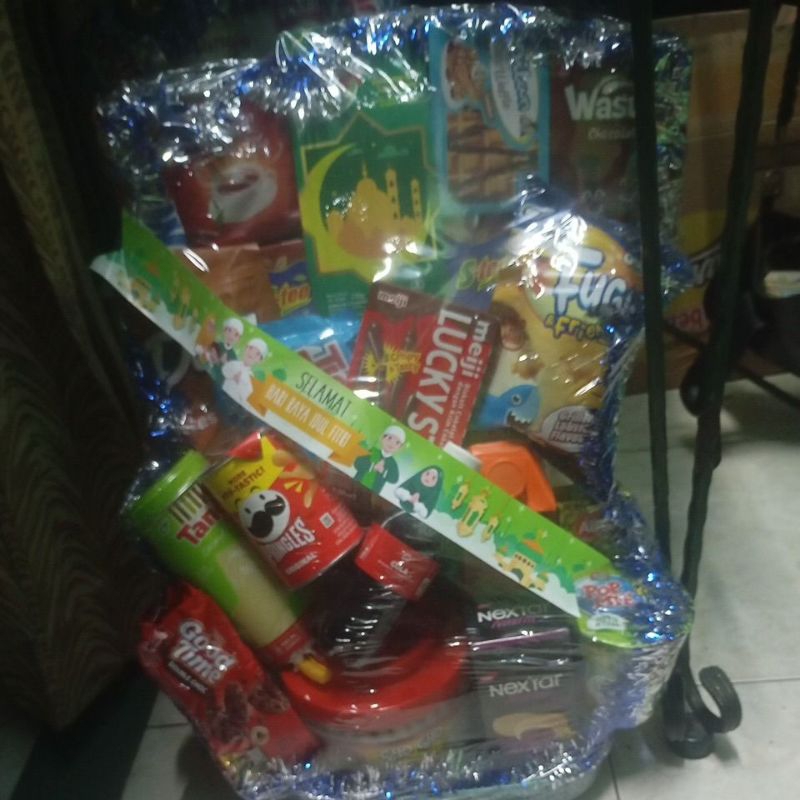 

parcel snack dan beverage untuk hari raya idul fitri
