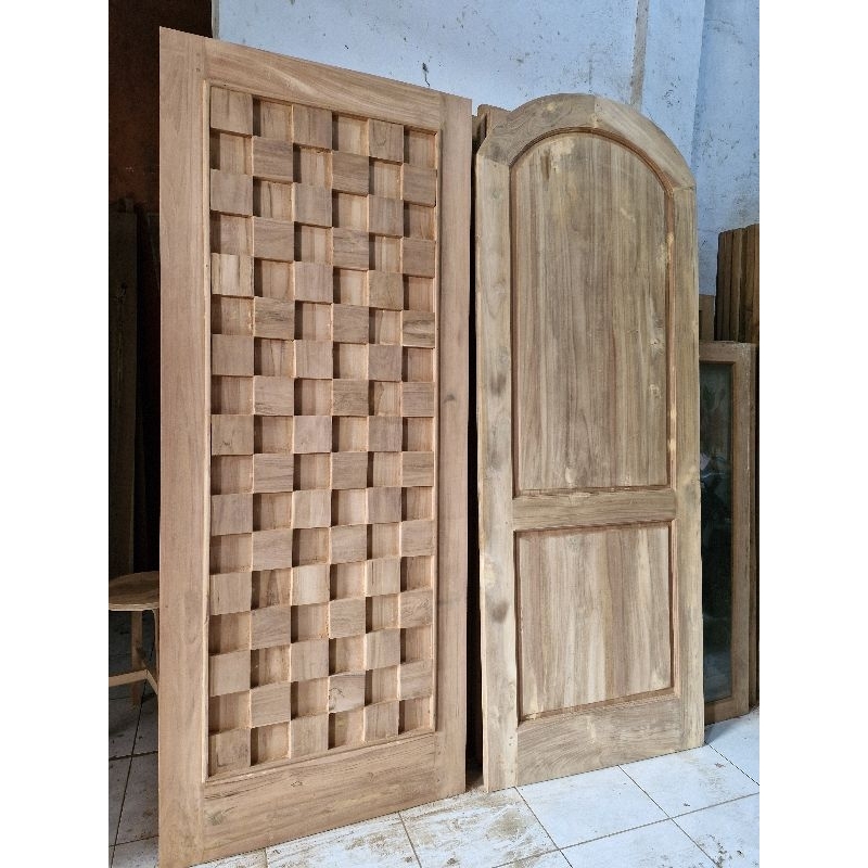 Pintu minimalis jati / Pintu motif anyaman