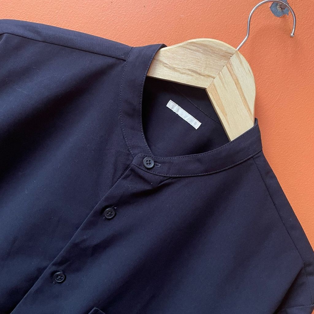 Kemeja Shanghai Uniqlo GU Black One Pocket