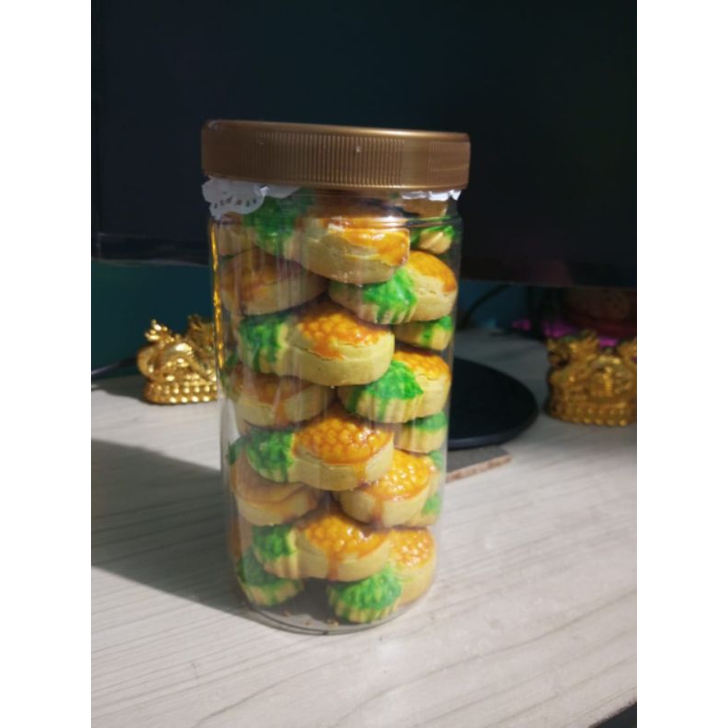 

Kue kering nastar Taiwan homemade | Cookies Nastar taiwan | pineapple 1 Toples berat (±) 500 gr