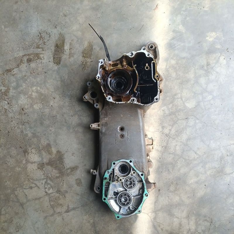Crankese, Crankcase,Krengkes,Kalter Kiri Beat Karbu KVY,Scoopy Karbu,Original,Bekas Copotan Motor