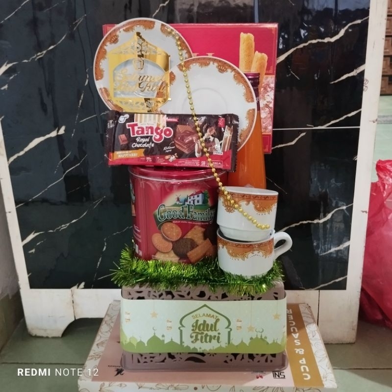 

parcel lebaran idul fitri