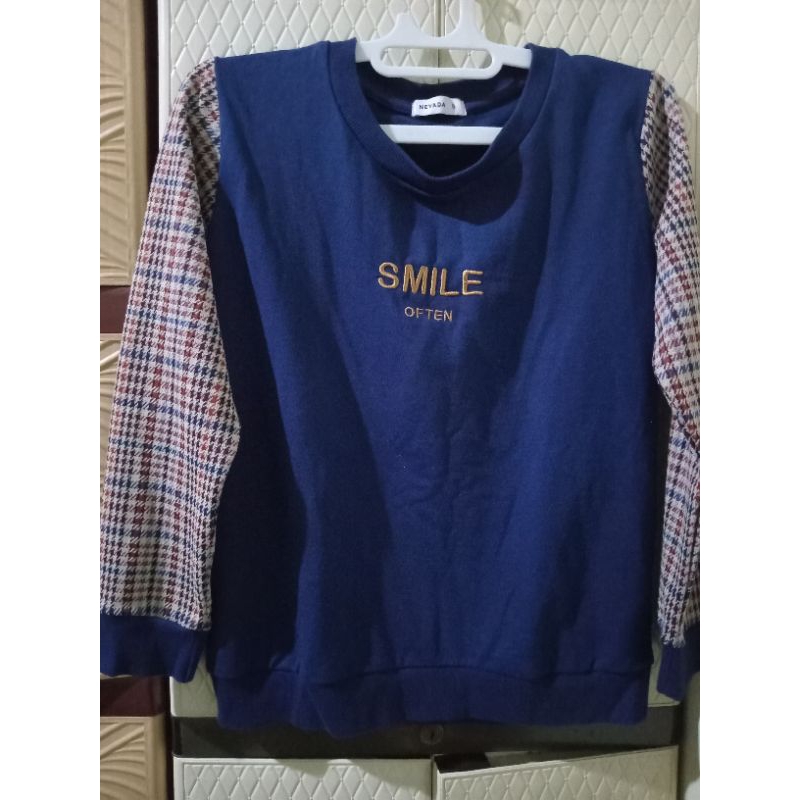 PRELOVED Sweater Wanita Nevada | Atasan Wanita