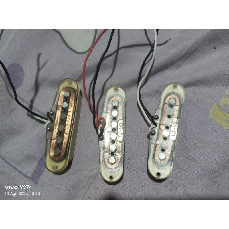 pickup straticaster alnico v