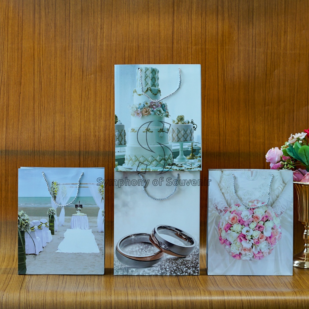 

Paper Bag White Tas Belanja Tas Souvenir Goodie Bag Tas Hampers