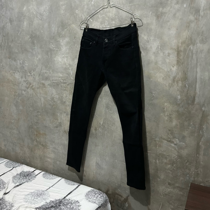 Celana Panjang Pria Skinny Jeans Naomi Guteninc Denim Black Hitam 28 Men Preloved Originalo