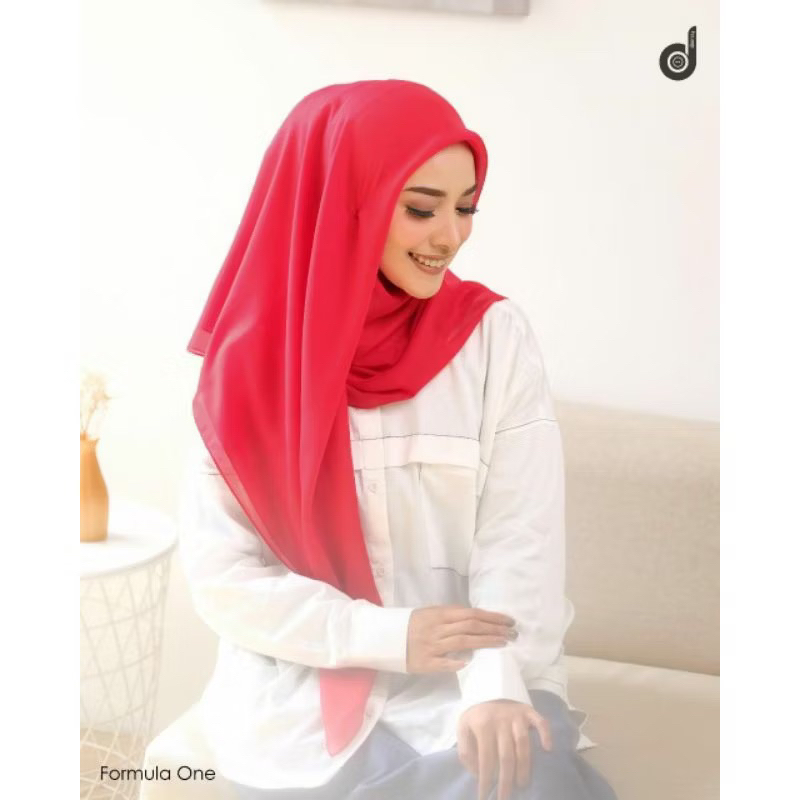 PRELOVED DEENAY PARIS POLOS FORMULA ONE