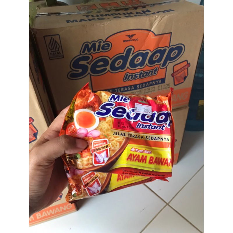 

mie sedaap ayam bawang 1 dus isi 40pcs