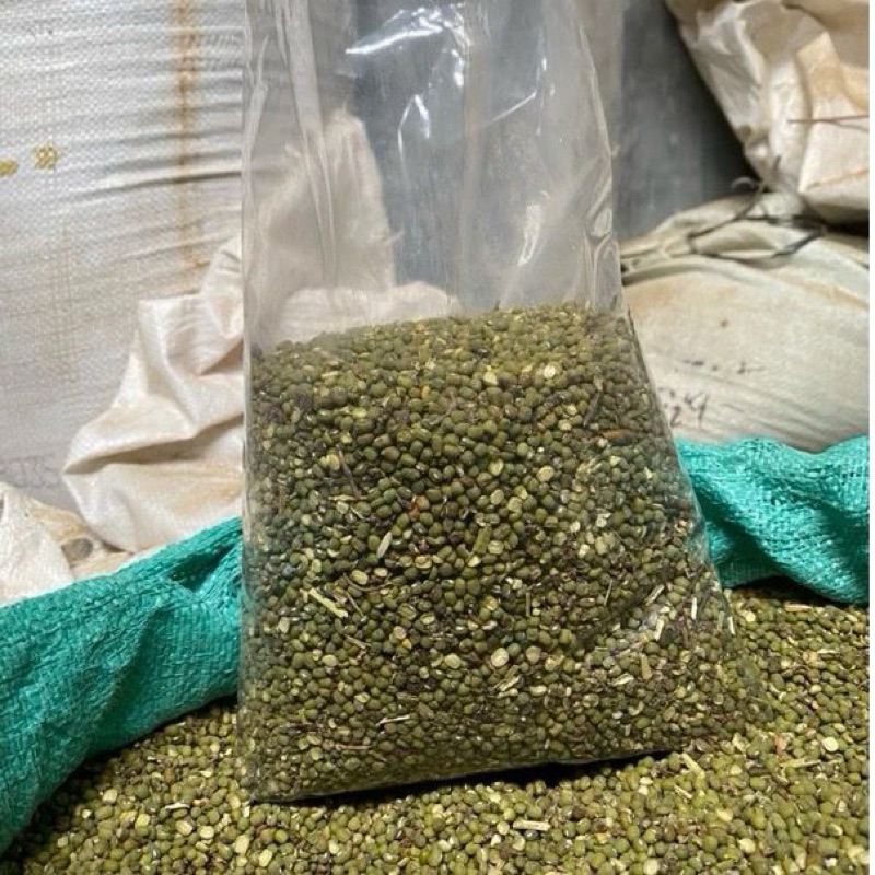 

Kacang hijau pecah (rijek) 1kg/1000g | kacang hijau pakan ternak | kacang hijau pakan burung