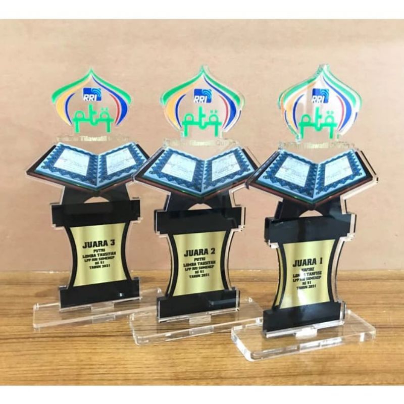 Piala MTQ Plakat Al Quran Piala Lomba Islami Piala Anak