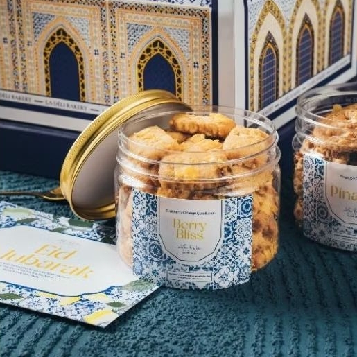 

Kue Kering Lebaran Idul Fitri Eid Kopi Coklat Nastar Melted Nanas Berry Bliss Cranberry Orange Jeruk Pandan Kurma Crispy Almond Kastengel Sutan Berry Bliss Lidah Kucing