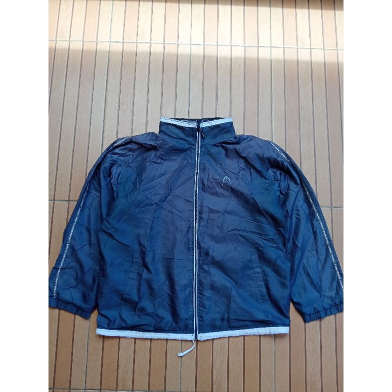 Jaket HEAD