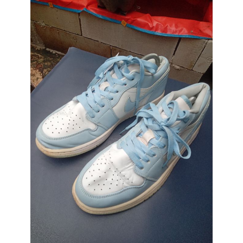 sneaker second branded sz 43