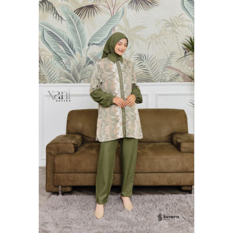 Xani One set by Savara Daily